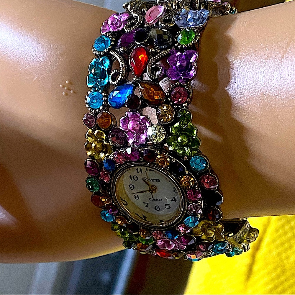 multicolored bracelet
